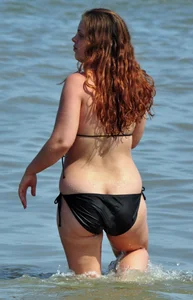Thick Cape Town beach girl in tiny bikini