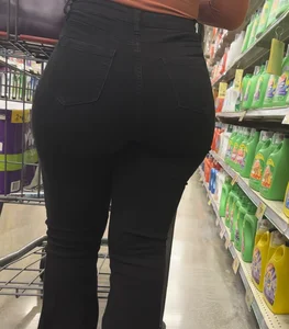 The curves on this Ebony in Black Jeans