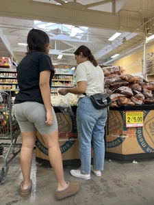 College freshman Latina VPL