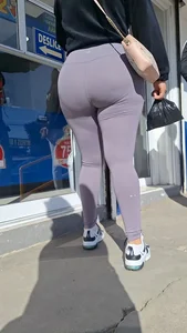 Perrazo culazo morena mexicana VPL