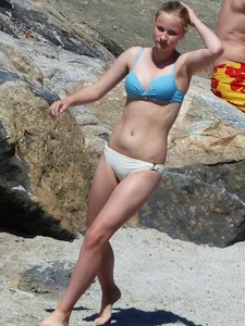 Bikini girls