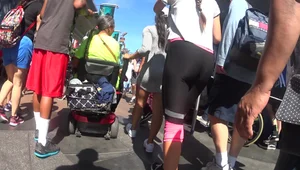 Sexy girl at Disney Land in black spandex with a nice ass and vpl
