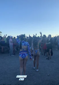 Candid Girls in Hot Swimsuits Creepshot
