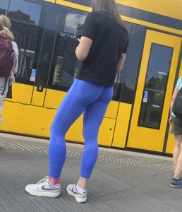 tight blue yoga pants(OC)
