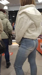 Nice jeans ass in the waiting line