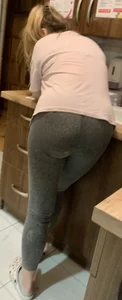 Big Ass Pants Leggings MILF GALLERY (NOT OC)