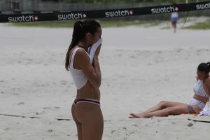 Candid Florida beach and bikini girls