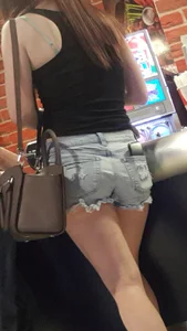 Jean shorts in line OC