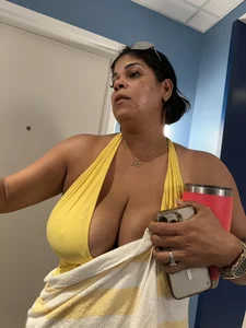 YELLOW SWIMSUIT BIG TITS