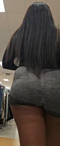 Ebony with glasses thick legs Short leggings. GIF.
