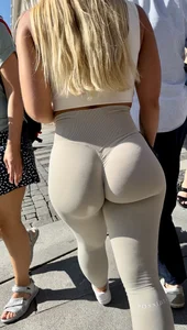 My profile picture girl [oc]