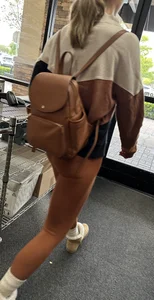 Hottie at the UPS store with a nice tight ass in brown leggings