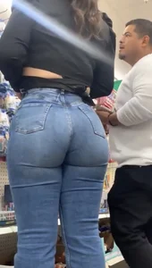 Big Juicy Booty Latina In Jeans (Not Oc)