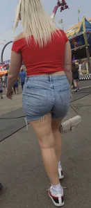 Blonde Pawg filling in her Jean Shorts +VID