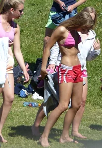 Bikini girls