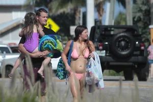 Another gallery of sexy Deerfield Beach girls in bikinis