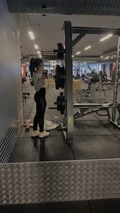 Skinny Girl in Tights at the Gym - Selfie in the Mirror