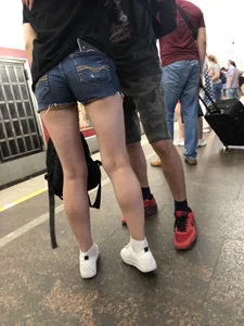 Nice Candid Booty in Tight Denim Shorts And Hot Stocky Legs Subway Creepshots