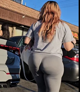 Super fitted BBL latina mami Super Phat👀