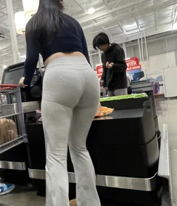 Baddie Latina seesh