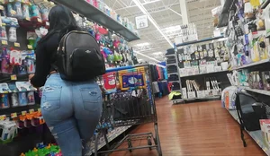 The PERFECT Latina Ass in Tight Jeans