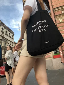 Cute Young Girl in Shorts Street And Subway Candid Gallery
