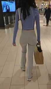 Amazing shape on her [OC]