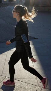 Skinny teen in leggings street pic