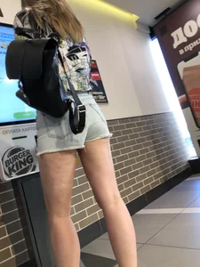 Great Hot Legs in the Fast Food Restaurant Creepshots