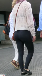 Perfectly round ass in black leggings with a vtl
