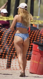 Bikini girls at Salt River Tubing in Arizona