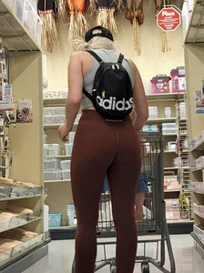 Love This Leggings Color