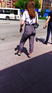 Awesome street booty in pants creepshot