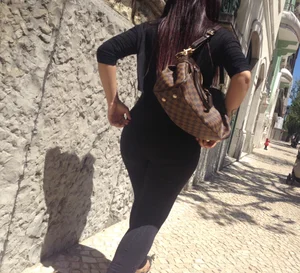 Candid girls in leggings, yoga pants, lulus and lycra