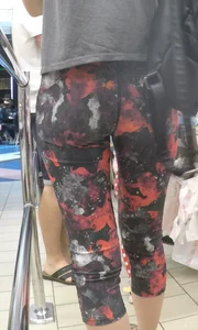 Skinny leggings in the store