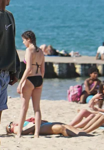 Beach and bikini candid girls