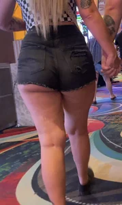Pawg in booty shorts