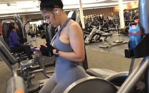 Nice ass at the gym (not OC)