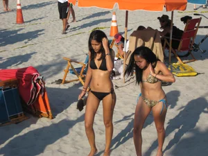 Mix of candid girls at the beach and in bikinis
