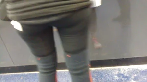 Candid girls in leggings, yoga pants, lulus and lycra