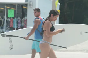 Huge collection of sexy girls out in bikinis in Florida