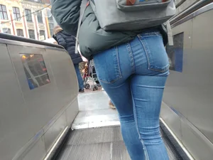 Blonde girl with a great ass in tight jeans