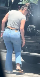 BBL Latina Milf in Hollister Jeans