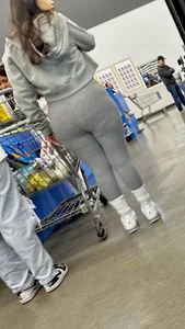 Thick Latina at walmart