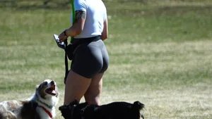 PAWG with sunlit cheeks