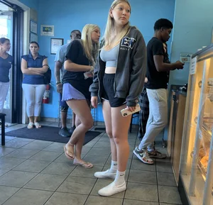 Waiting for bagels  (oc)