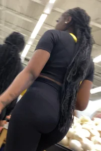 Two THICK ebony broads!
