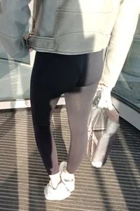 Perfect German Lady in black Leggings - perfect bubble