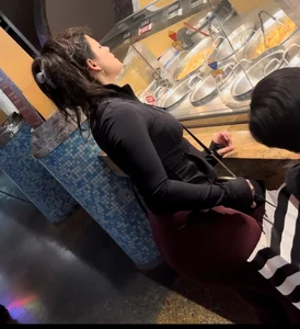 Total Bombshell Latina Milf with a heavy Lululemon Dumptruck (OC)