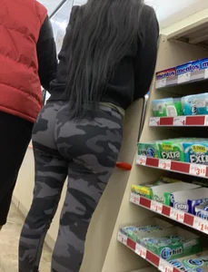 oblivious Latina has no idea
